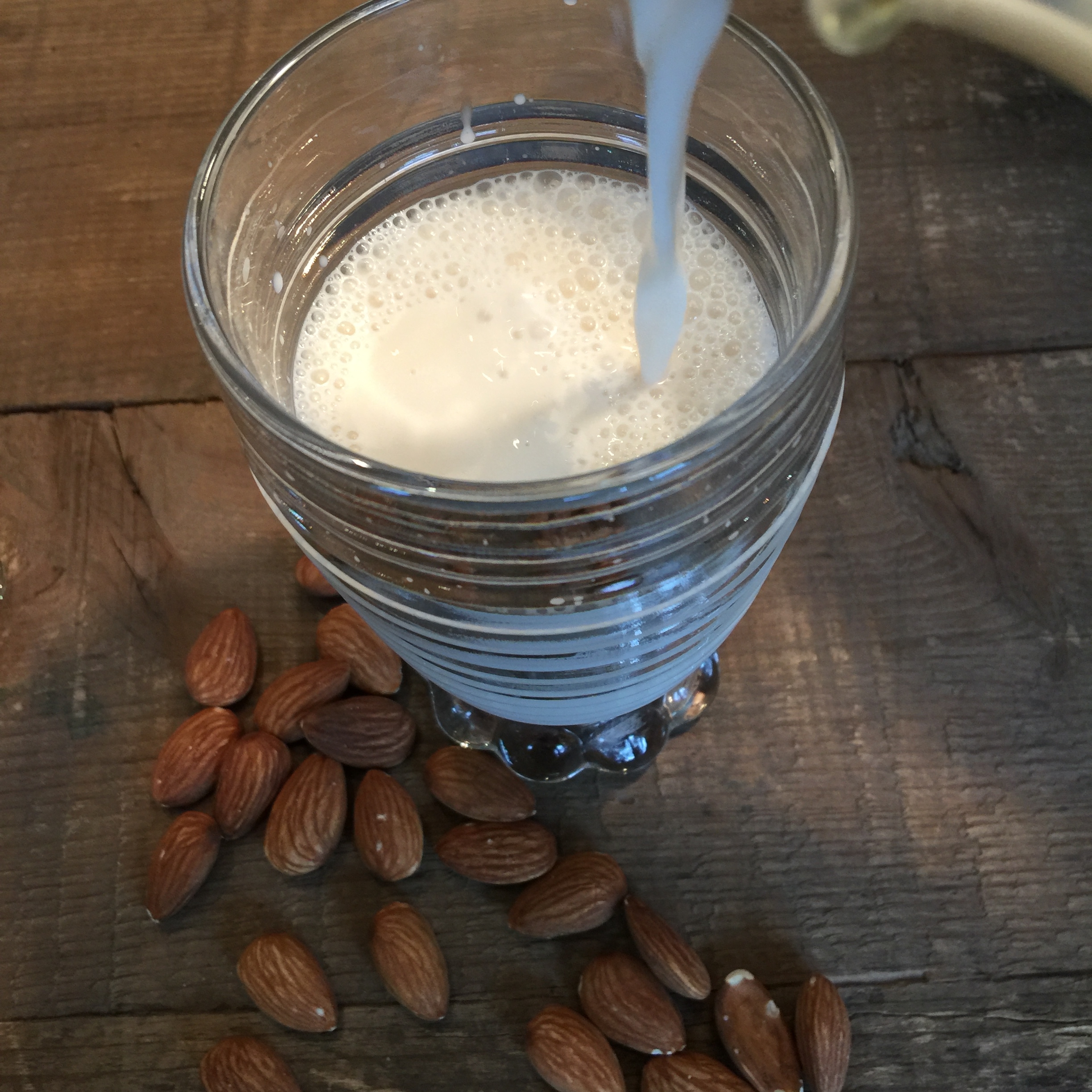 Easy Almond milk recipe, Almond Milk Recipes, almond milk benefits, benefits of almond milk, almond milk nutrition, making almond milk, make almond milk, how do you make almond milk