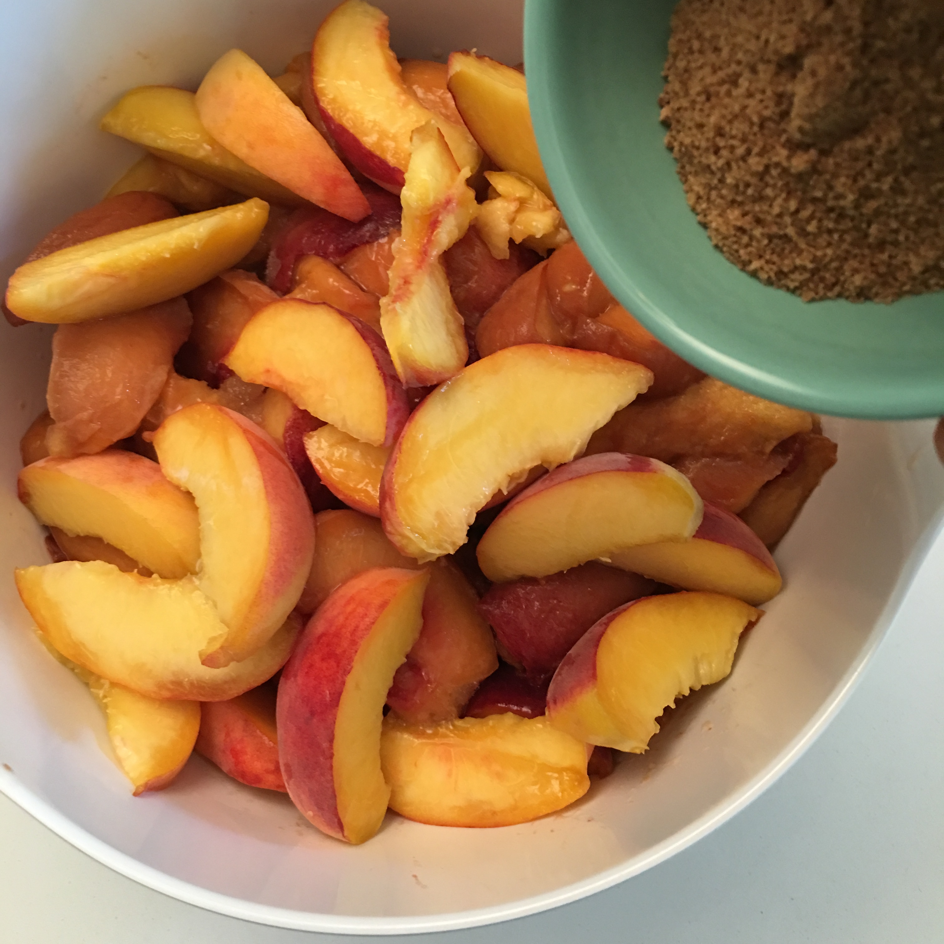 easy peach pie, simple peach pie, delicious peach pie, peach pie filling, peaches, peach dessert peach