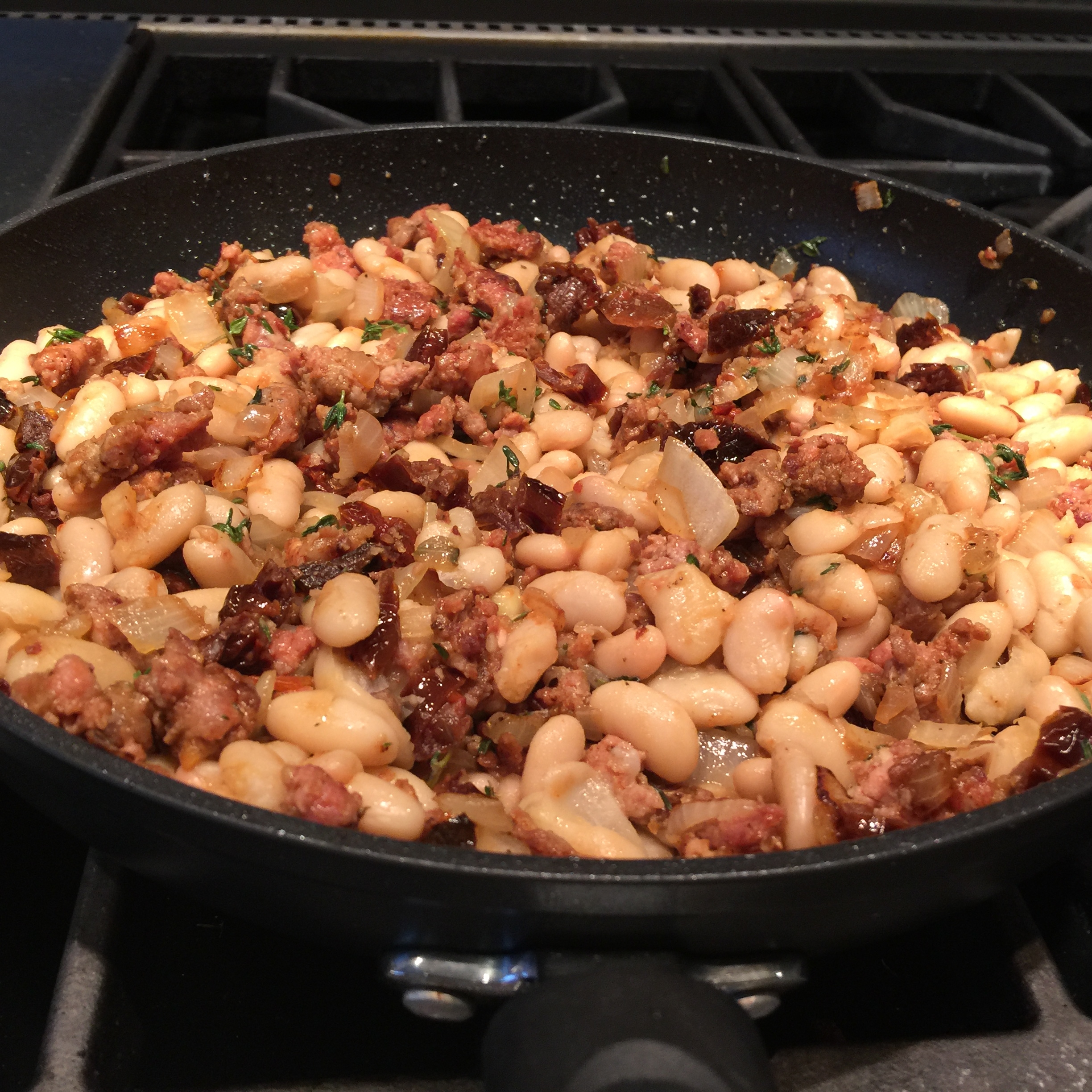 gordon ramsay roast chicken, stuffing, chorizo, cannellini beans. Thanksgiving, Christmas