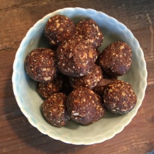 No bake energy bites, Energy balls, Protein balls, Energy bites, Protein ball recipe, Energy ball, Protein balls with dates