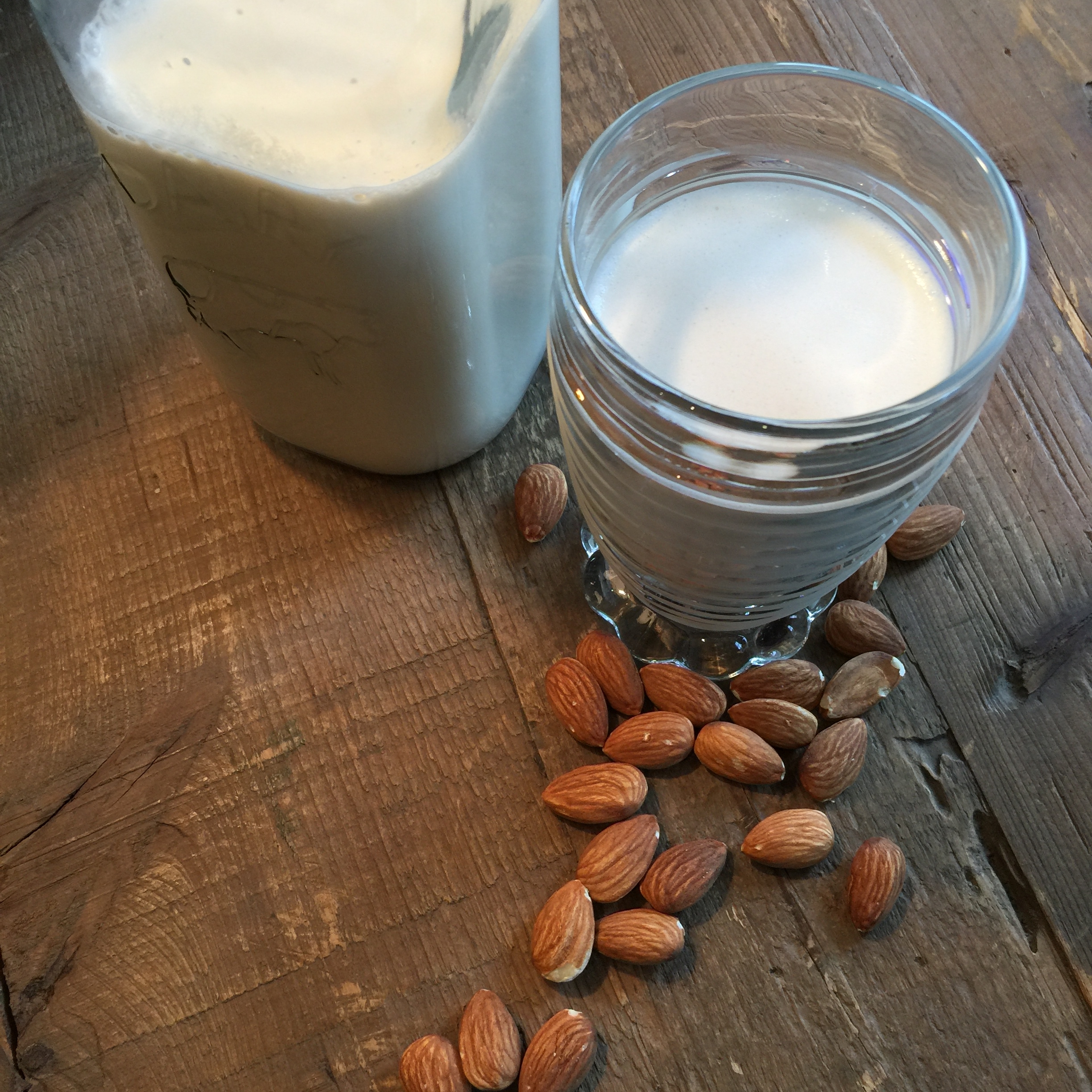 Easy Almond milk recipe, Almond Milk Recipes, almond milk benefits, benefits of almond milk, almond milk nutrition, making almond milk, make almond milk, how do you make almond milk